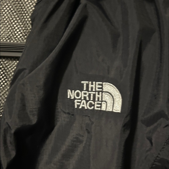 The North Face Jet Black Windbreaker - Picture 4 of 6